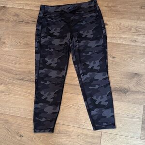 Lole Black Camo Leggings